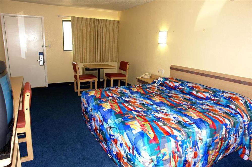 Motel 6-Portland, Me Номер фото